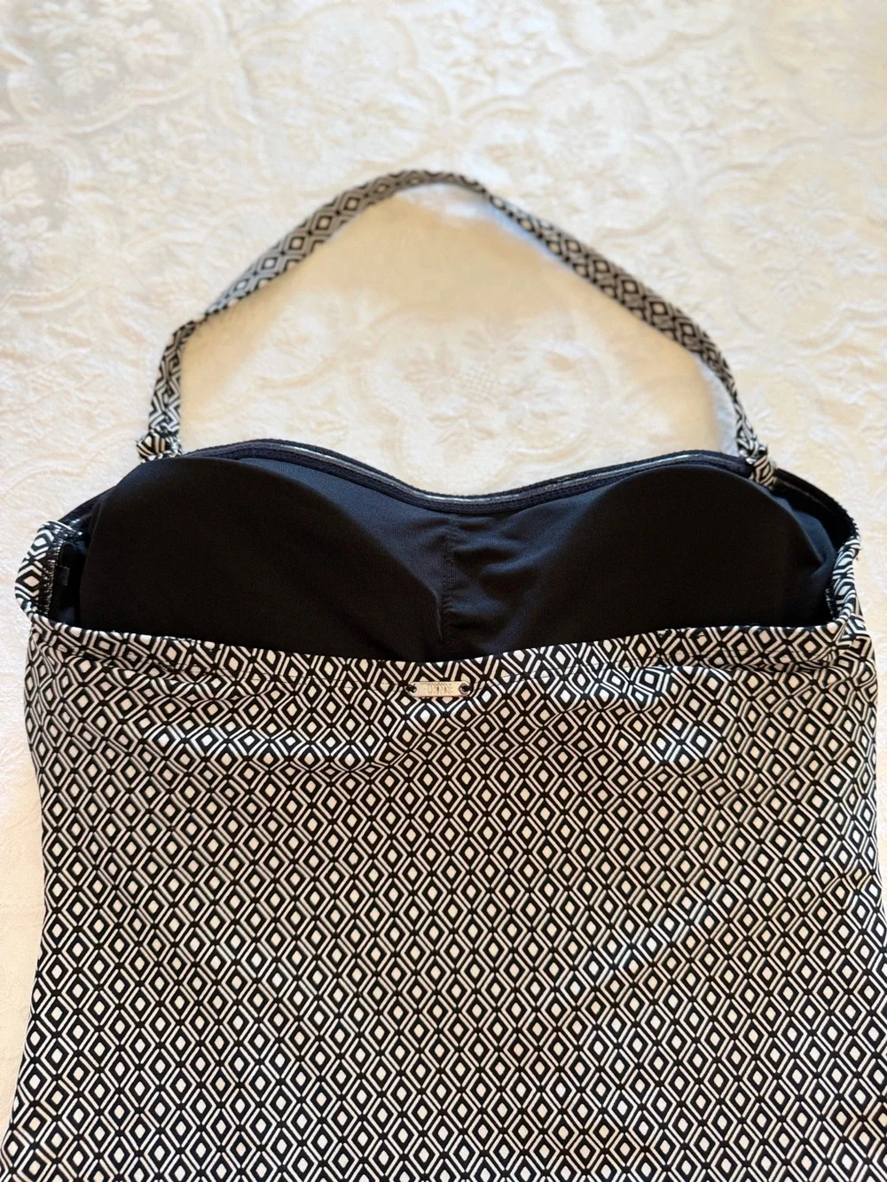 DKNY Swimsuit Size L Black White Geometric Print Halter Tummy Control Ruched - Picture 7 of 12